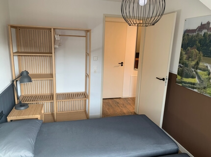 Braunes Schlafzimmer