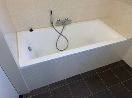 Badezimmer Badewanne